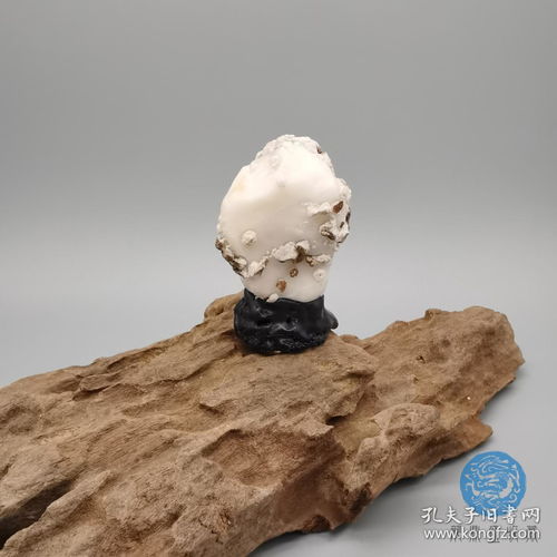 天然靈璧白靈玉 自然玉化原石精品小擺件，觀賞收藏陶冶情操